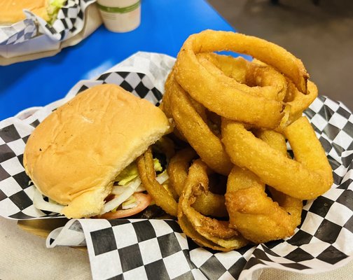 Teddy's Bigger Burgers by null