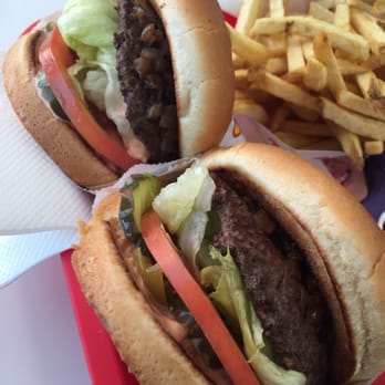 In-N-Out Burger - Hamburger animal style - Burgers Near Me - Indio, California In-N-Out Burger - Hamburger animal style - Burgers Near Me - Indio, California