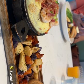 Sweet Maple - Breakfast & Brunch Near Me - Santa Monica, California Sweet Maple - Breakfast & Brunch Near Me - Santa Monica, California