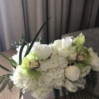 Flowers By Sabour - Floral Arrangement - Florists Near Me - Laguna Beach, California