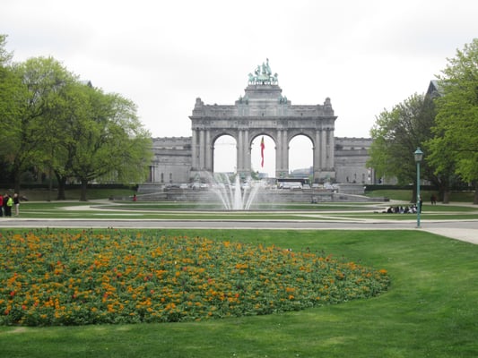 Parc du Cinquantenaire by null
