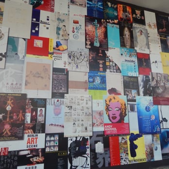 香港藝術館 - Wall of Exhibits - Art Museums Near Me - Hong Kong, HK