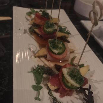 Lounge 31 - Tropical roll (off the menu) - Lounges Near Me - Dallas, Texas Lounge 31 - Tropical roll (off the menu) - Lounges Near Me - Dallas, Texas
