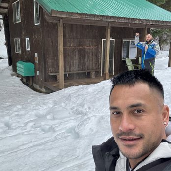Cascade Playtime Rentals - Cabin in the middle of nowhere - Boating Near Me - Ronald, Washington Cascade Playtime Rentals - Cabin in the middle of nowhere - Boating Near Me - Ronald, Washington