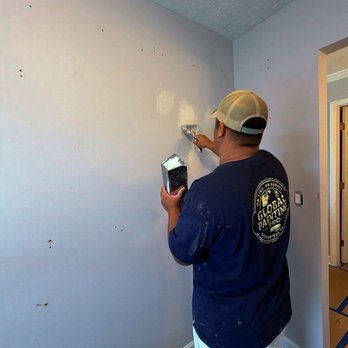 Global Painting Pro - Doing some Prep on the walls before painting them. - Painters Near Me - Nashville, Tennessee Global Painting Pro - Doing some Prep on the walls before painting them. - Painters Near Me - Nashville, Tennessee