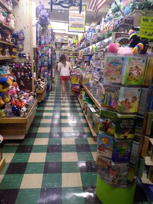 Dick's 5 & 10 by null