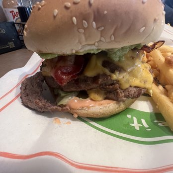 Farmer Boys - Burger - Breakfast & Brunch Near Me - Murrieta, California Farmer Boys - Burger - Breakfast & Brunch Near Me - Murrieta, California