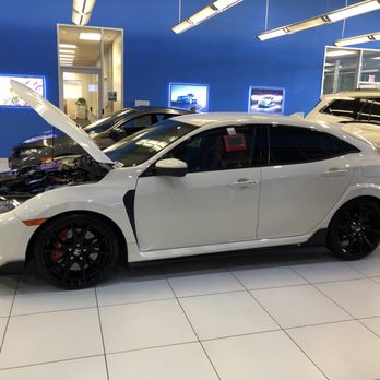 Concord Honda - Honda Civic Type R Show room - Auto Repair Near Me - Concord, California