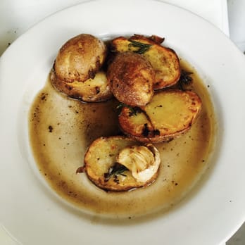 Tratto - Potatoes with Rosemary and Garlic - Italian Near Me - Phoenix, Arizona
