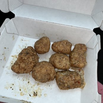Buffalo Wild Wings - Are these not the saddest Parmesan garlic boneless wings you've seen.... - American Near Me - Shawnee, Oklahoma