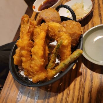 Kaori Sushi - mix tempura - Sushi Bars Near Me - Fullerton, California Kaori Sushi - mix tempura - Sushi Bars Near Me - Fullerton, California