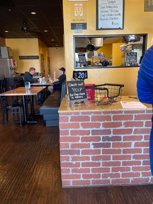 Guy's for Lunch by null