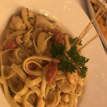 Spain Restaurant - Spanish Near Me - Cranston, Rhode Island
