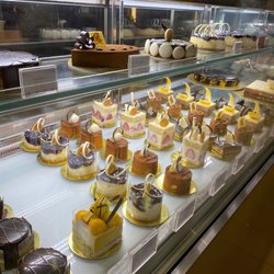 Bizu Patisserie & Bistro