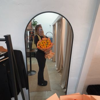 Roses For You - Florists Near Me - Montrose, California Roses For You - Florists Near Me - Montrose, California