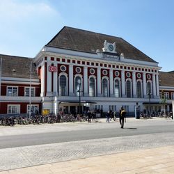 Bahnhof Hamm Westfalen - Entry to Hamm Hbf