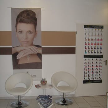 Star Nails - wir freuen uns auf sie - Nail Salons Near Me - Munich, BY