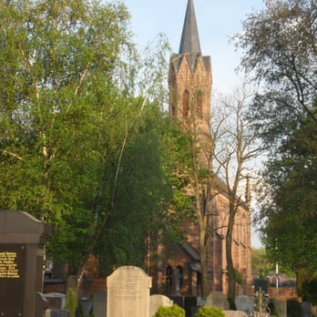 Martin Luther Kirche - Churches Near Me - Stein, BY