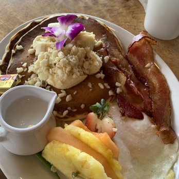 Island Lava Java - Island style pancakes with bacon and eggs over easy - American Near Me - Kailua Kona, Hawaii