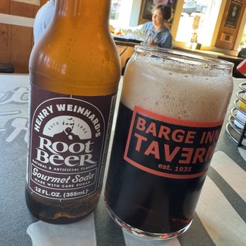Barge Inn Tavern - Pubs Near Me - Newport, Oregon
