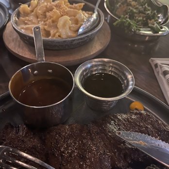Cellaio Steak - Skirt steak, Mac and cheese, broccoli - Italian Near Me - Monticello, New York Cellaio Steak - Skirt steak, Mac and cheese, broccoli - Italian Near Me - Monticello, New York