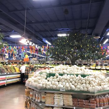 Cardenas Market #17 - Beautiful trees inside - Bakeries Near Me - Indio, California Cardenas Market #17 - Beautiful trees inside - Bakeries Near Me - Indio, California