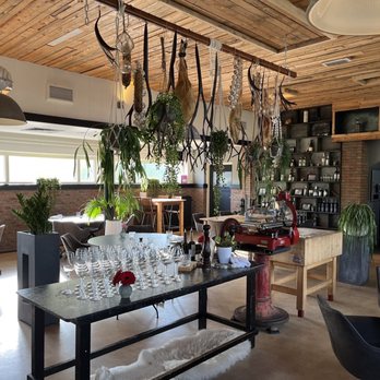 De Wilg - Beautiful decor inside - Diners Near Me - De Mortel, New Brunswick