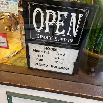Pet's General Store - Pet Stores Near Me - Lakewood, Ohio