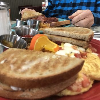 The Breakfast Table - Breakfast & Brunch Near Me - Easton, Pennsylvania