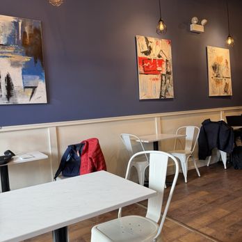 Elevate Coffee - Boystown - Interior - Coffee & Tea Near Me - Chicago, Illinois