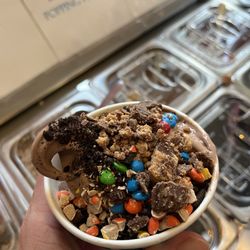 Pearl Street Treats