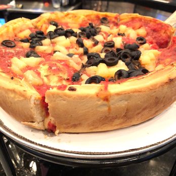 Giordano's - Pizza Near Me - Chicago, Illinois