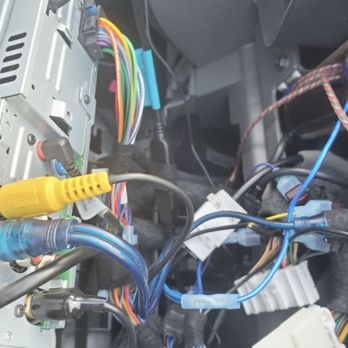 The Beat Clinic - Horrible sloppy work system shorted out 2nd day, blew fuse on head unit exposed metal on cut connector ground on back up camera - Car Stereo Installation Near Me - Las Vegas, Nevada