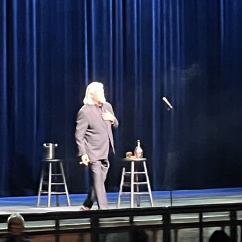 Great Cedar Showroom - a man in a suit on stage - Performing Arts Near Me - Mashantucket, Connecticut