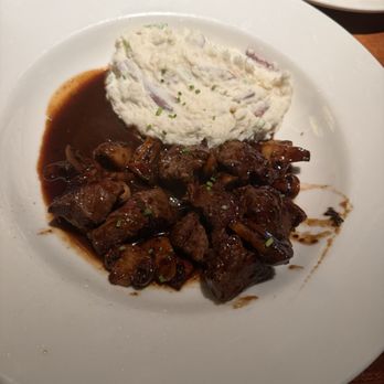 Charleston's - American Near Me - Broken Arrow, Oklahoma