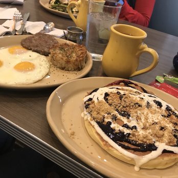 Snooze, an A.M. Eatery - Breakfast & Brunch Near Me - Centennial, Colorado