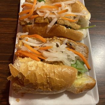 Hong Meas Restaurant - Tofu Bahn Mi - Cambodian Near Me - Fall River, Massachusetts