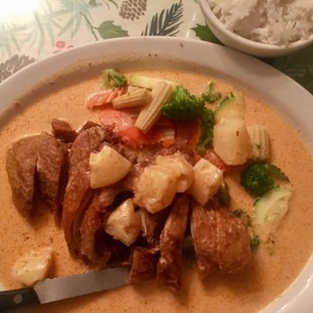 Rama Thai - Crispy Duck in Pineapple Curry sauce - Thai Near Me - Springfield, Missouri Rama Thai - Crispy Duck in Pineapple Curry sauce - Thai Near Me - Springfield, Missouri
