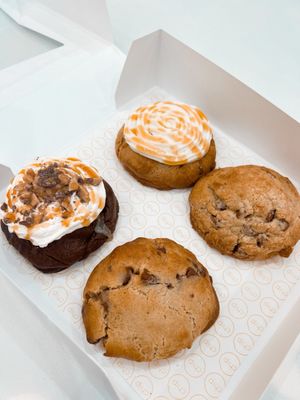 Chip Cookies by null