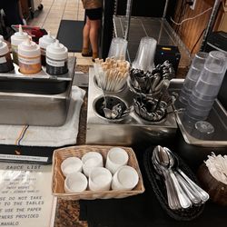 808 Grinds Hawaiian Cafe - New for dine in. Sauces!!!!!