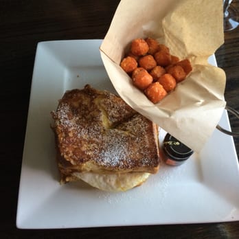 26 Beach Restaurant - #19 French Toast. - mediocre - New American Near Me - Venice, California