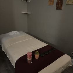 Lakeside Massage Spa - Our massage room