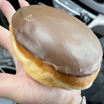 Mr Goods Donuts Shop - Boston cream (probably not what they can them) - Donuts Near Me - Pasadena, California