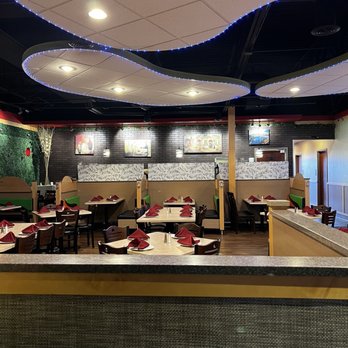 Star Indian cuisine - dining area - Indian Near Me - Omaha, Nebraska