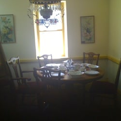 Stephenville Historical House Museum - The dining room of the Berry house!