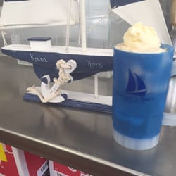 Krasa's Kove - Upgrade your milkshake, float or slushie to our color changing mug to take home!