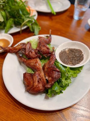 Binh Minh Quan by null