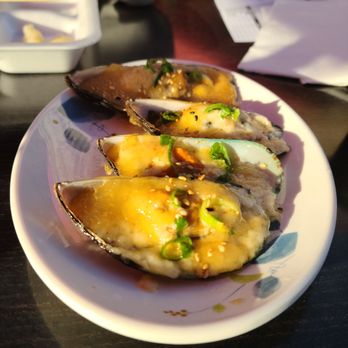 Show Sushi - Sushi Bars Near Me - San Dimas, California