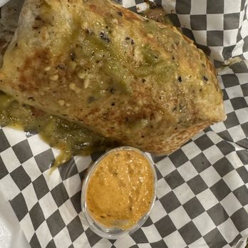303 In the Cut - Smothered Green Chile Burrito - Food Trucks Near Me - Las Vegas, Nevada