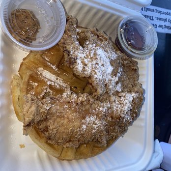 Gigi's Cafe - Chicken and waffles - YUM - Cafes Near Me - Portland, Oregon